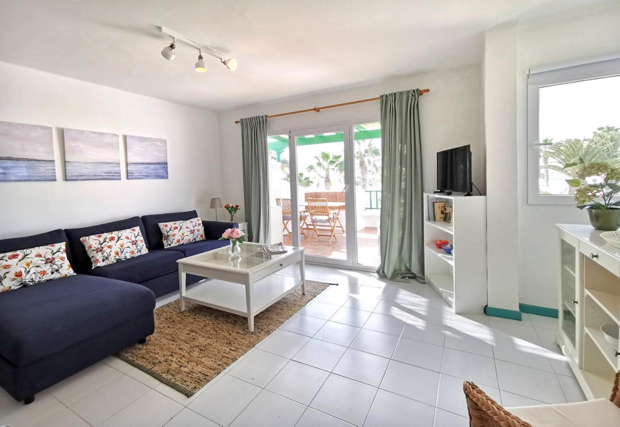 Calypso, Apartamento Completo Con Vistas Al Mar Y A La Piscina En Costa Teguise Luaran gambar